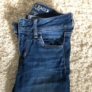 American Eagle stretch skinny jeans (medium wash)